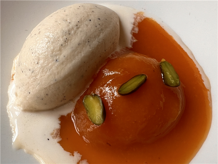 apricot dessert